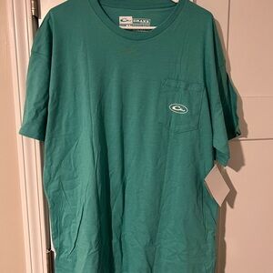 Drake Men's Green T-Shirt- Chocolate Lab